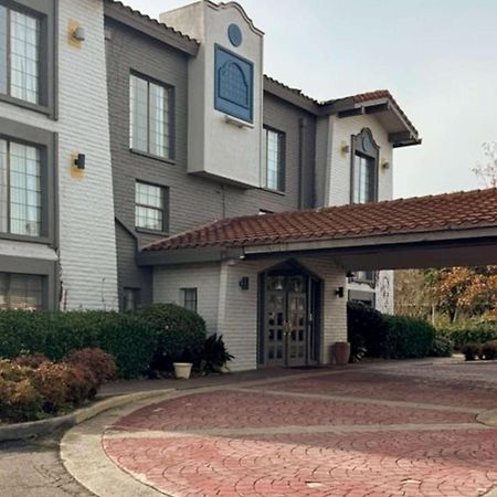 Days Inn By Wyndham Augusta Washington Rd Εξωτερικό φωτογραφία