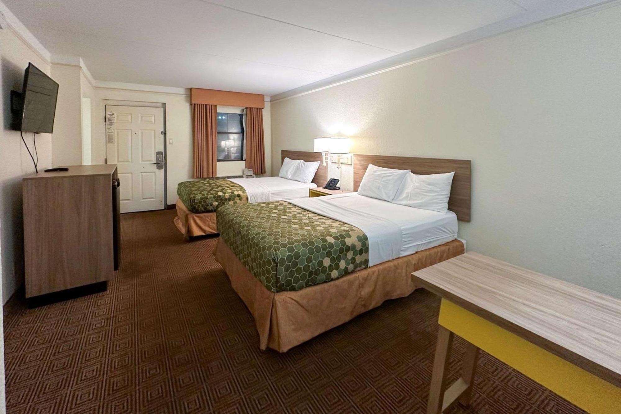 Days Inn By Wyndham Augusta Washington Rd Εξωτερικό φωτογραφία