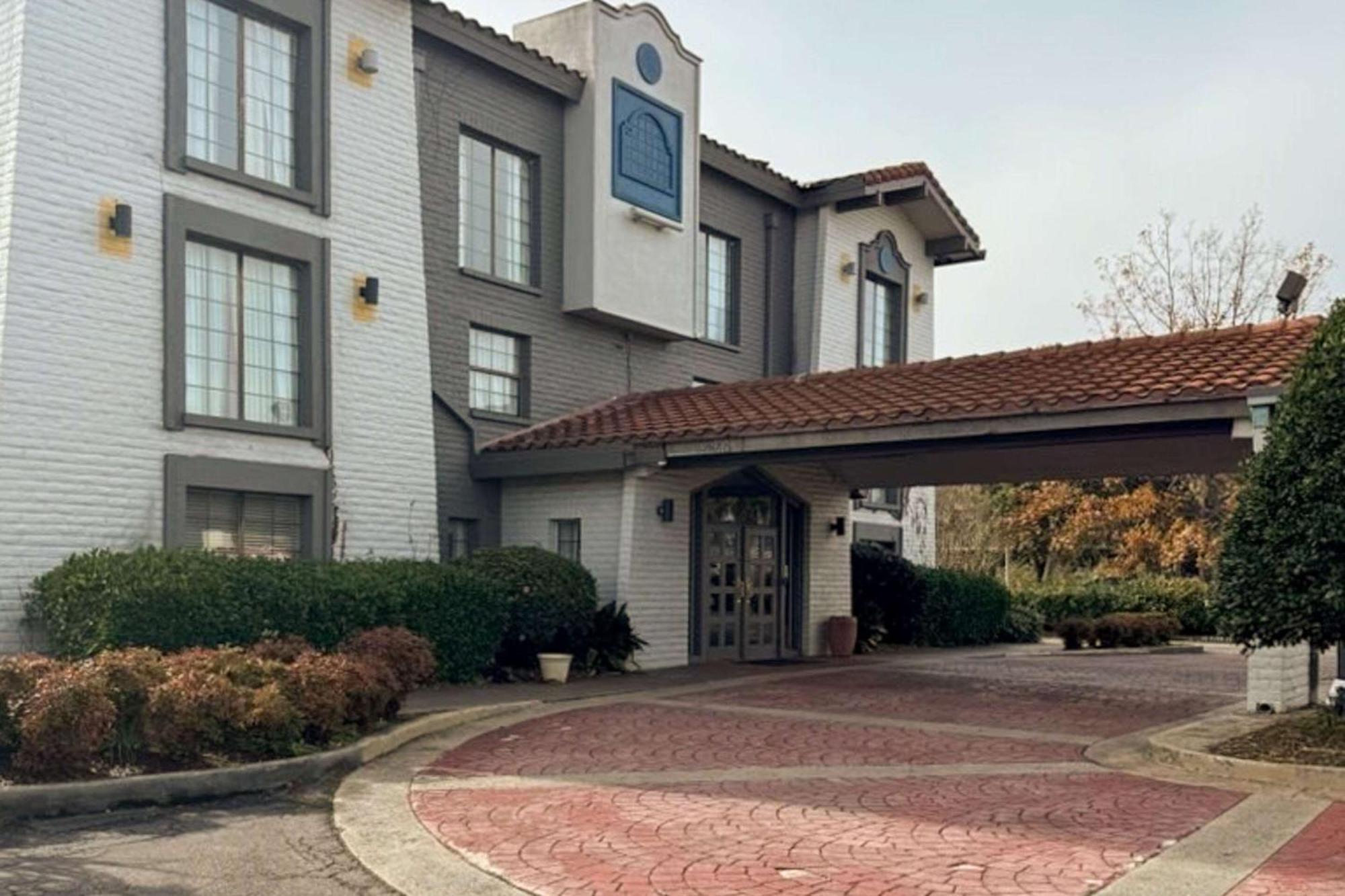 Days Inn By Wyndham Augusta Washington Rd Εξωτερικό φωτογραφία